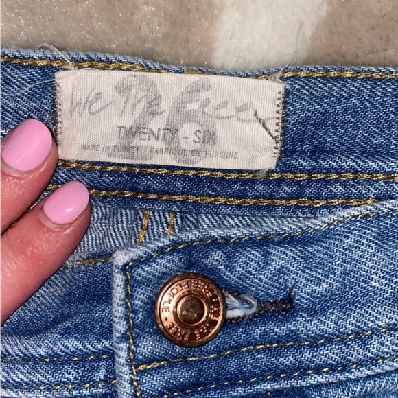 We The Free Maggie Ripped Destroyed Raw Hem Jeans - Picture 2 of 2